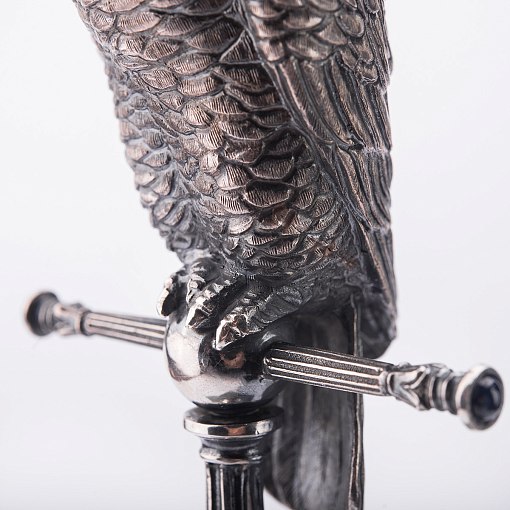 Серебряная фигура ручной работы "Попугай" 2