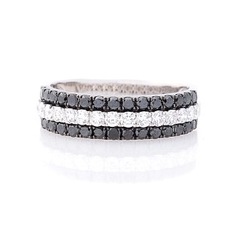 картинка Золотое кольцо с белыми и черными бриллиантами Интернет магазин Oniks Premiun