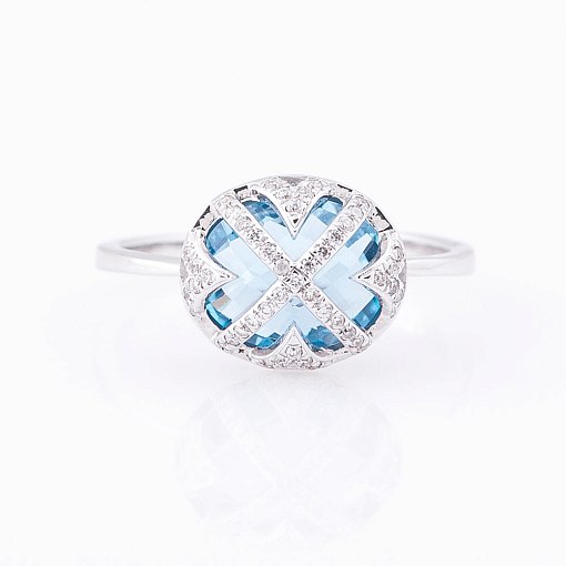 Золотое кольцо с голубым топазом и бриллиантами 7