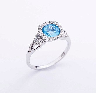 картинка Золотое кольцо с голубым топазом и бриллиантами Интернет магазин Oniks Premiun