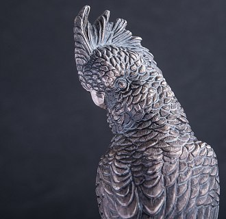 картинка Серебряная фигура ручной работы "Попугай" Интернет магазин Oniks Premiun