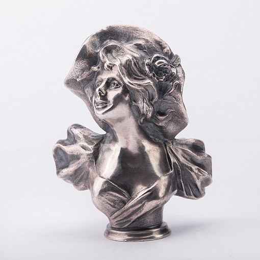 Серебряная фигура ручной работы "Бюст девушки в шляпе" 5
