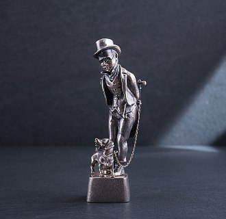 картинка Серебряная фигура ручной работы "Франт с собачкой" Интернет магазин Oniks Premiun