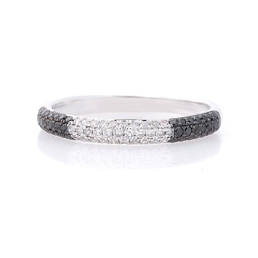 Золотое кольцо с черными и белыми бриллиантами 3
