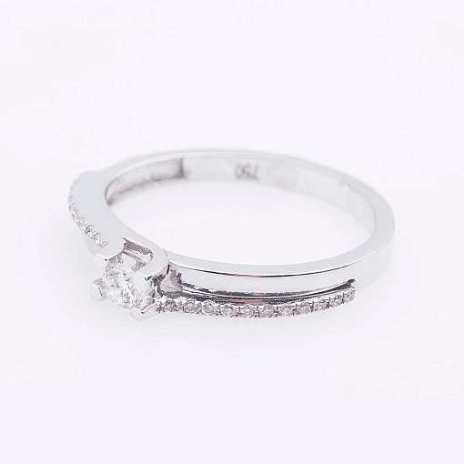 Эксклюзивное кольцо с бриллиантами 2