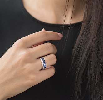 картинка Золотое кольцо с бриллиантами и сапфирами Интернет магазин Oniks Premiun