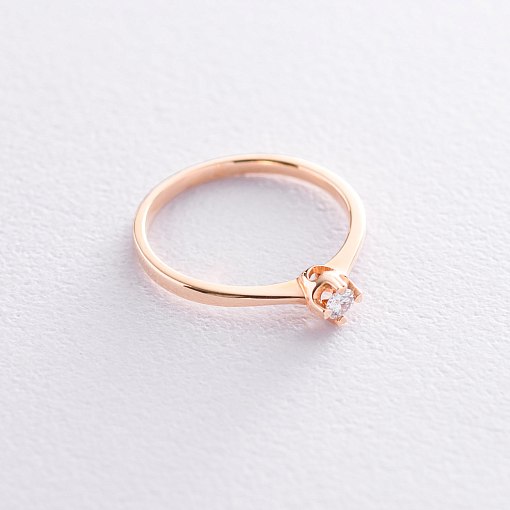 Помолвочное кольцо в красном золоте (бриллиант)