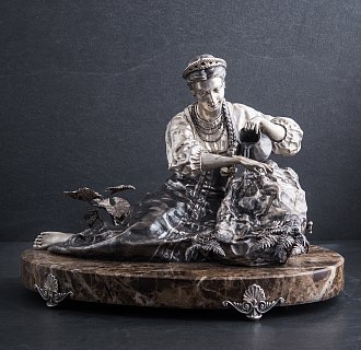 картинка Серебряная фигура-фонтан ручной работы "Барышня с кувшином" Интернет магазин Oniks Premiun