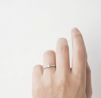 картинка Помолвочное кольцо из золота (бриллианты) Интернет магазин Oniks Premiun